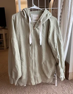 American Eagle Sweatshirt thumbnail 1