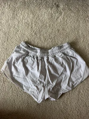 Lululemon Shorts Hotty Hot thumbnail 2