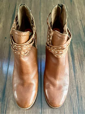 Frye Naomi Pickstitch Leather Ankle Booties - Size 9.5 thumbnail 5
