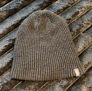 Vans Black Ribbed Knit Beanie thumbnail 1
