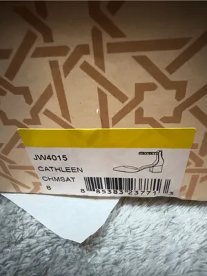 Jewel by Badgley Mischka Cathleen Block Heel size 8 New in Box! thumbnail 3
