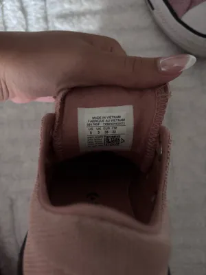 Converse thumbnail 2