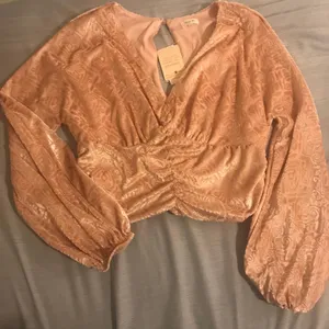 Self Esteem NWT  Velvet Ruched Pink Top thumbnail 1