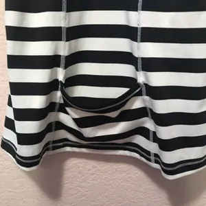 Athleta striped top size small​‎ thumbnail 8