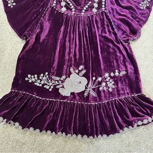 Sundance Embroidered Silk Blend Just Devine Tunic Top Purple Velvet Fairy Size M thumbnail 4