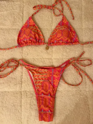 SheIn Triangle Bikini thumbnail 1