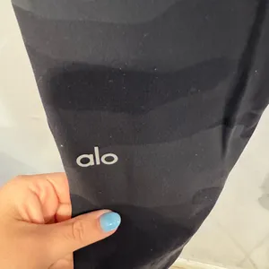 Alo High Waist Airlift 7/8 black‎ camo leggings thumbnail 3