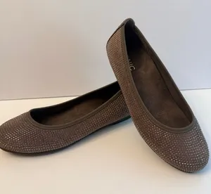 Vionic Spark Willow Ballet Flats Women’s Size 6 Gray Taupe Studded Comfort NWOT thumbnail 1