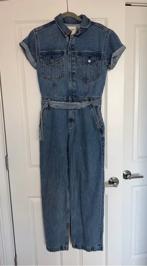 Abercrombie & Fitch Denim Belted Jumpsuit in Blue thumbnail 1