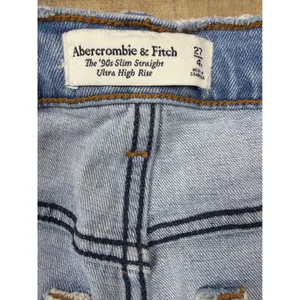 Abercrombie & Fitch 90s Slim Straight‎ Ultra High Rise Jeans Light Wash 27/4 thumbnail 6