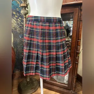 EUC Urban Outfitters Women' plaid pleated skirt. thumbnail 4