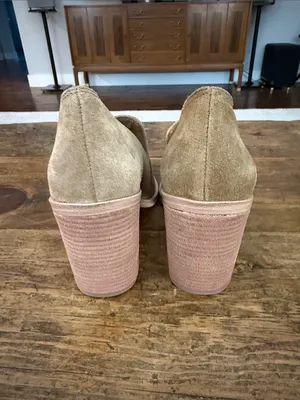 Vince Camuto Tan Suede Wevenly Snip Toe Western 3" Heels Size 8 thumbnail 4