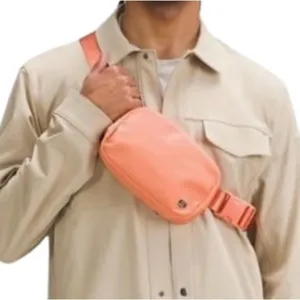 Lululemon Everywhere Belt Bag 1L Coral Kiss Crossbody thumbnail 4