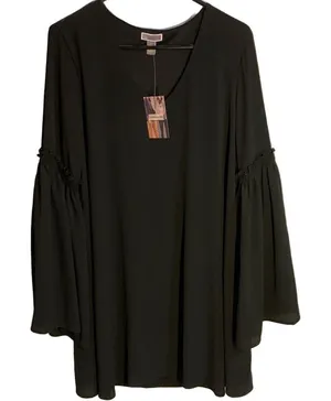 NWT Dymoda Black Blouse Size M Chelsea 28. Shoulder to wrist 30 inches thumbnail 1