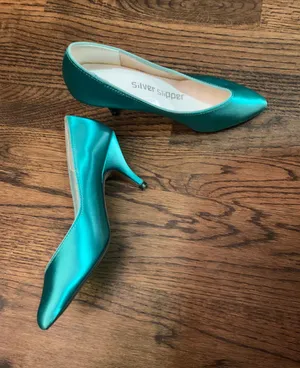 80s Vintage Kitten Heels thumbnail 1