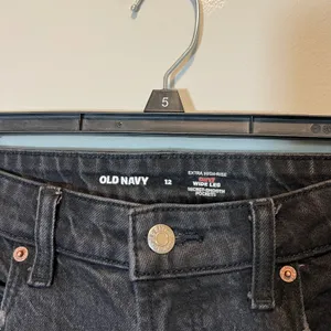 Old Navy Curvy Extra High-Rise Wide Leg Jeans Washed Black Size 12 Stretch Denim thumbnail 4