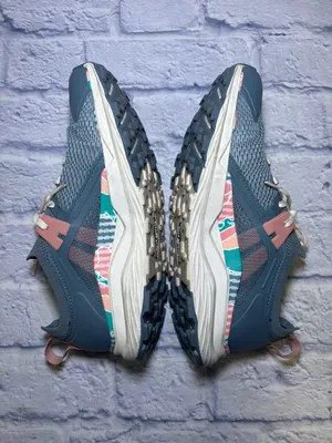 North Face Women's Vectiv Hypnum Gray Pink Hiking Shoes Size 9 Running Walking thumbnail 11