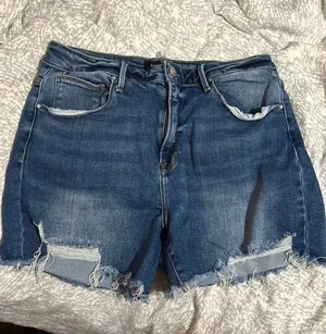 Risen Jean Shorts thumbnail 1