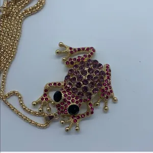 New reddish&pink frog rhinestone fashion necklace thumbnail 4