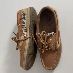 COPY - Maui Island Cheetah Print shoes EUC thumbnail 2