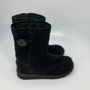 UGG black quilted knit boots size‎ 5 thumbnail 4