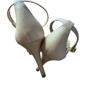 Tory Burch Shoes‎ Womens Size 8.5 Beige Leather Cutout Ankle Strap Sandals Heels thumbnail 10