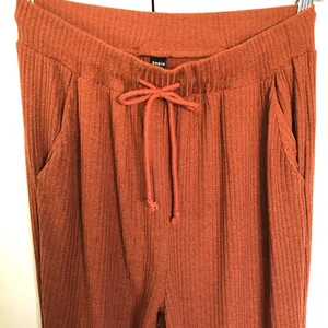 Rust Orange Ribbed Cropped Sweatshirt and Jogger Set Size M Size M thumbnail 3