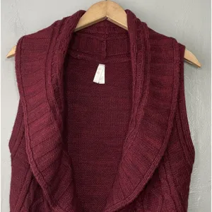 Y2K Vanity Bolero Sweater Vest Size Small Burgundy Cable Knit Sleeveless Dark thumbnail 2