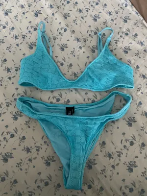 Triangl Bikini thumbnail 1
