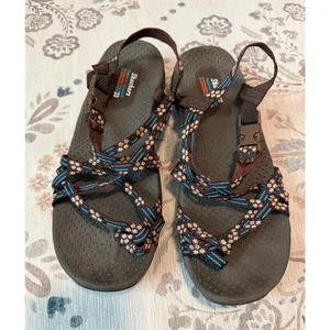 Skechers Reggae Loopy Strappy Trail Hiking Sandals Brown Floral Women's Size 10 thumbnail 2