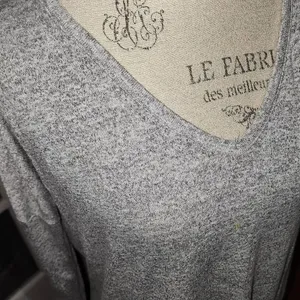 Rag‎ & Bone/ Jean Womens Heathered Gray V Neck Sweater Medium thumbnail 3