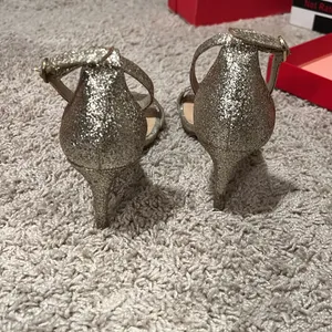 heels thumbnail 3