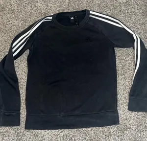 Adidas crewneck thumbnail 1