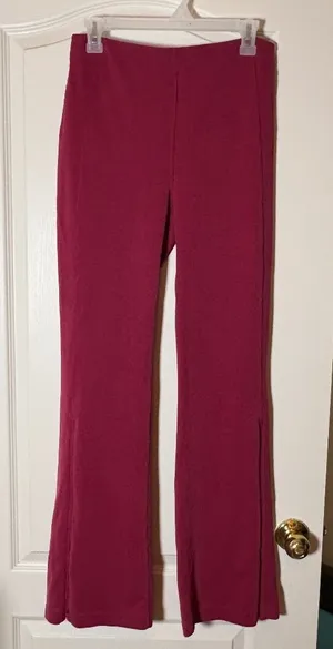 Lululemon softstream Ribbed Flare pants. Sz 8 thumbnail 1