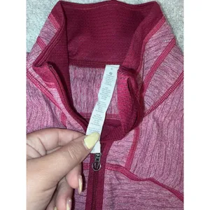 Lululemon 1/4 Zip Top Womans Size 6 Bumble Berry Run for Gold Pullover Yoga thumbnail 7