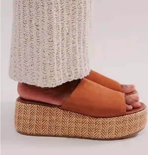 FREE PEOPLE HARBOR RAFFIA FLATFORM SANDALS Size 10 thumbnail 2