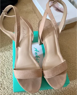 Ankis Platform Heels Tan Size 7 thumbnail 3