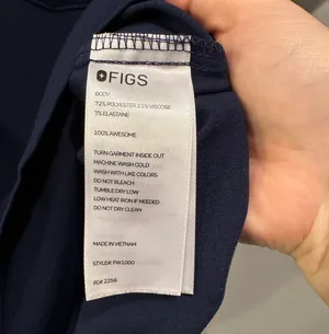 FIGS Catarina One Pocket Scrub Top thumbnail 4
