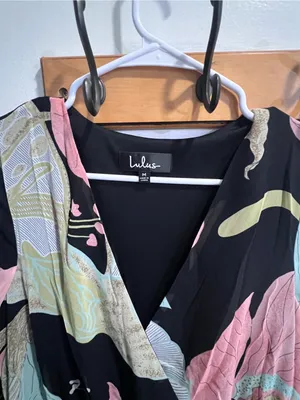 Lulus NWT Women Medium Black Pink Floral Lily Print Maxi Dress Summer Wedding thumbnail 5