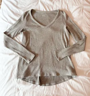 American Eagle Grey Plush Ribbed Long Sleeve Tee Size Small thumbnail 1