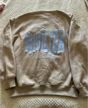 White Fox Hoodie Boutique Archive 6-0 thumbnail 2