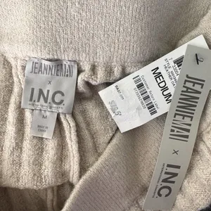 INC Jeannie Mai Medium Flared Sweater Pants Ribbed Stretch Oatmeal Beige New thumbnail 4