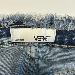 Vervet Raw Waist‎ and Hem Fray Distressed Cutoff Micro Jean Shorts S(3) 28" X 3" thumbnail 3