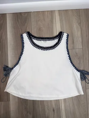 Storia white crochet trim tassel sleeveless top size medium thumbnail 2