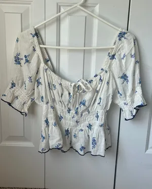 H&M Floral Blouse thumbnail 1