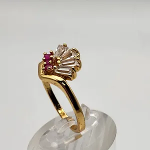 Vintage Gold Tone Ruby & Glass Ring (7.5) Pink thumbnail 4