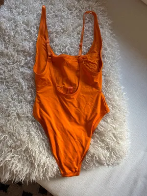 NWOT Skims size small one piece bathing suit thumbnail 5