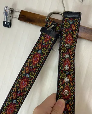 Vintage Floral Tapestry Belt Boho Hippie Folk Art Woven Fabric Leather Trim Adju thumbnail 1