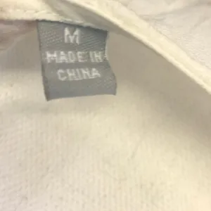 Sz medium lady’s white top thumbnail 4