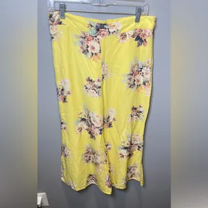 Anthropologie Feather Bone‎ Women's Talese Pants Crop Flare Floral Size 8P thumbnail 2